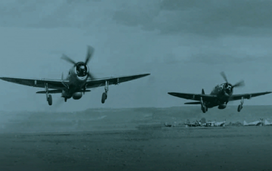 Due P-47 brasiliana, al momento del decollo