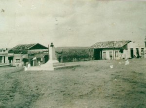 Itapicurû, État de Bahia, cinquante ans après la Guerre de Canudos - Source - http://historiavivasuzybrilho.blogspot.com.br/