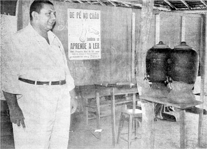 Djalma Maranhão visitando o local das aulas
