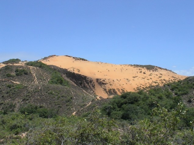 Morro do Navio ou Morro Vermelho