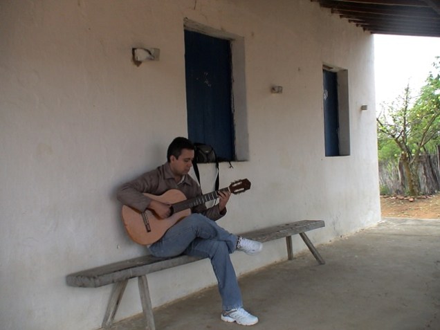 O grande André, extremo conhecedor do tema cangaço na região e um ótimo violeiro. Sem sua ajuda a gente não conseguiria