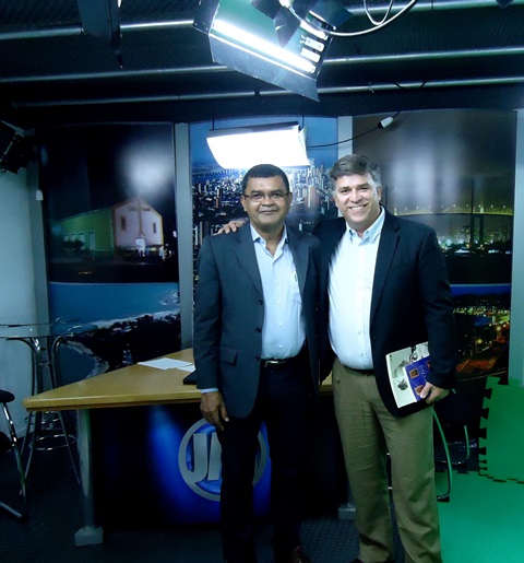 Nos estúdios da TV Metropolitano com Gerson de Castro