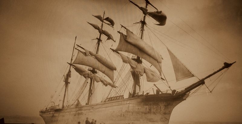 o Glenbervie, que encalhou, de Glasgow, sobre as rochas em Coverack logo após encalhar em 13 janeiro de 1902. Este desastre foi muito festejado.