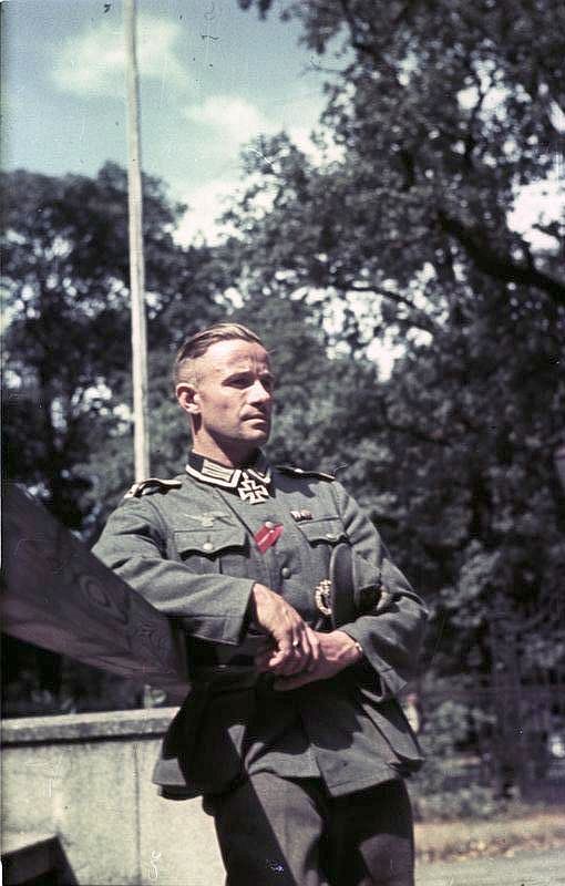 Típico oficial alemão durante a Segunda Guerra Mundial