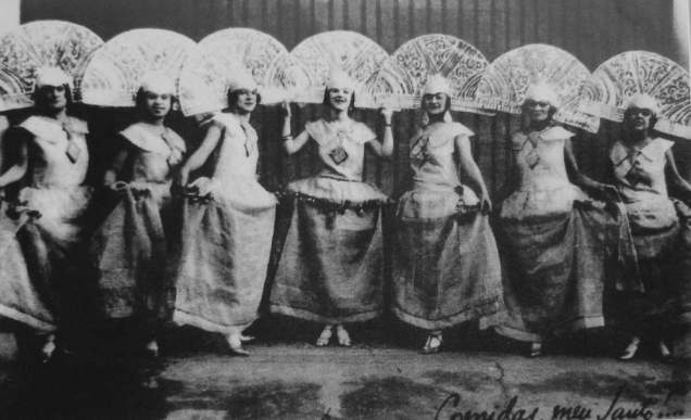 Típica cena de teatro de revista no Rio de Janeiro - Fonte - http://cifrantiga3.blogspot.com.br/