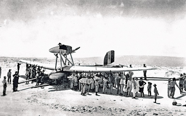 População de Touros (RN) empurra o S.64 até a vila de pescadores