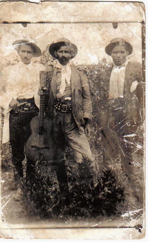 Fonte - http://desmanipulador.blogspot.com.br/2012/07/dioguinho-o-bandoleiro-do-brasil.html