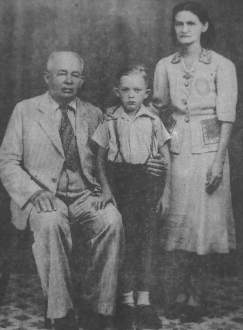 O fazendeiro Antônio Gurgel e framiliares