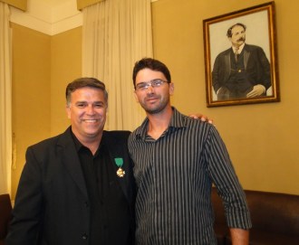 Con mi gran amigo de Argentina, una gran persona y un estudioso de la historia de la Segunda Guerra Mundial. Gracias por su participación en este evento German Zaunseder.