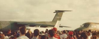 Grande movimento de pessoas.