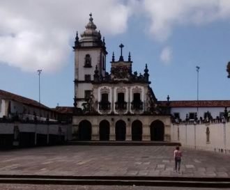 Em João Pessoa-PB, uma das principais atrações turísticas da cidade é um conjunto de edificações históricas. Esta é a fachada principal do atual Centro Cultural, que funciona em um complexo arquitetônico formado pela Igreja e Convento de Santo Antônio, a Capela da Ordem Terceira de São Francisco, a Capela de São Benedito, a Casa de Oração dos Terceiros (chamada de Capela Dourada), o Claustro da Ordem Terceira