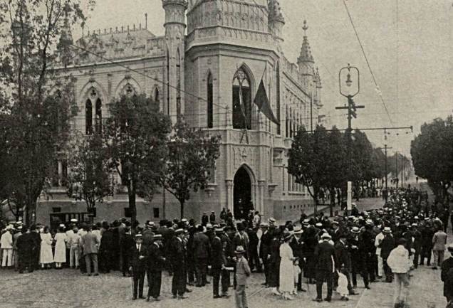 I0024385-3Alt=002220Lar=001518LargOri=002024AltOri=002960