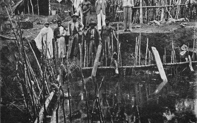 nypl.digitalcollections.510d47df-88b7-a3d9-e040-e00a18064a99.001.w