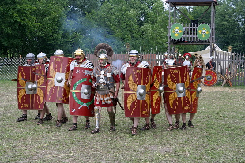 800px-Roman_legion_at_attack