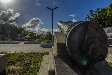 Arez_Canhão-na-praca-464x309