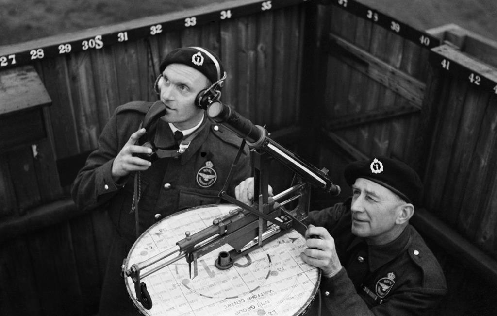 The_Royal_Observer_Corps,_1939-1945._CH8215