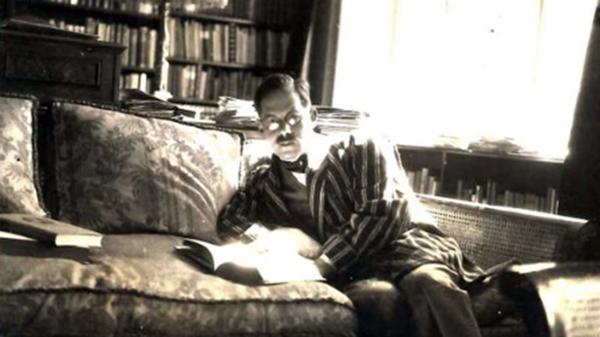 Edgar-Feuchtwanger-vizinho-de-Hitler_02-pai