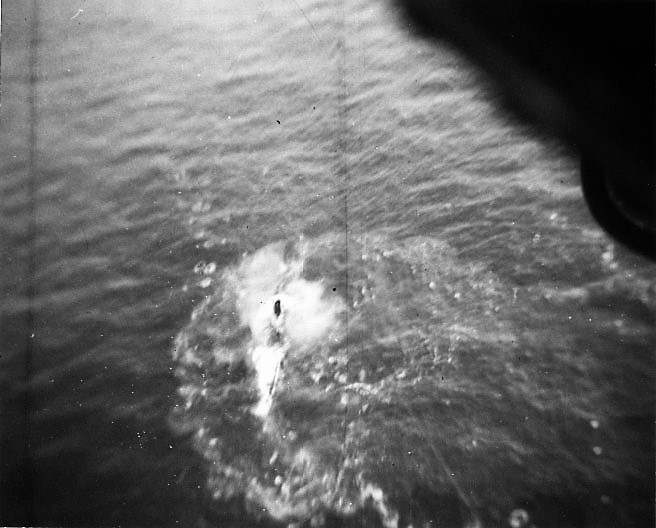 U-199Strafing2