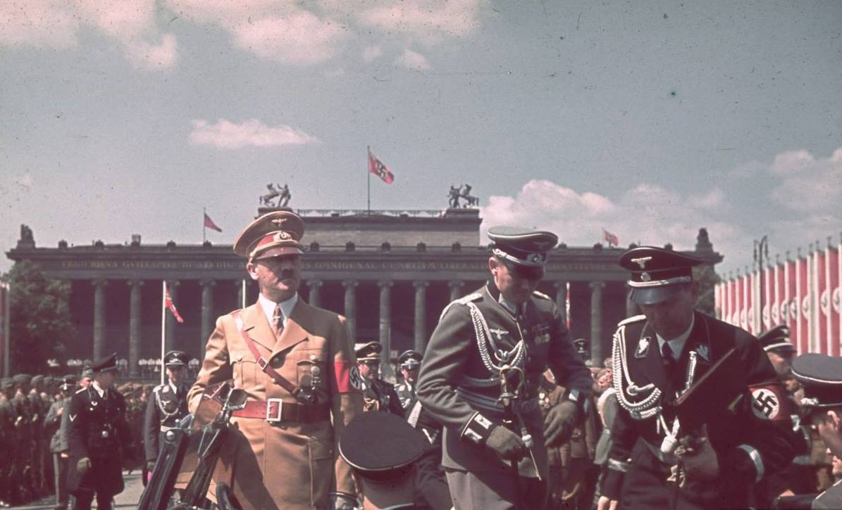 hitler-during-the-parade-celebrating-the-legion-condor-on-its-return-from-spain