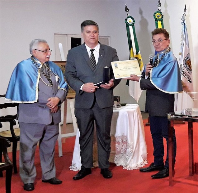 23517782_10215309645001259_2689865013349683925_n