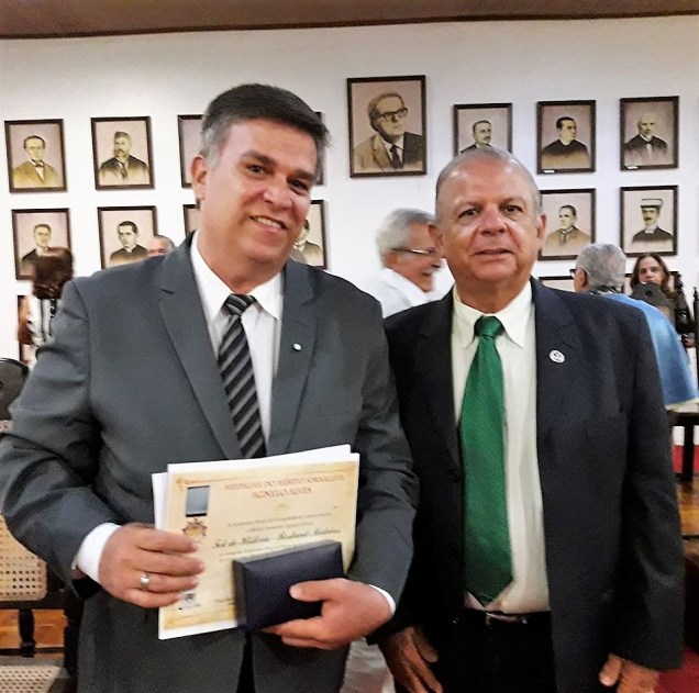 23518926_10215309666641800_6734440602831956472_n