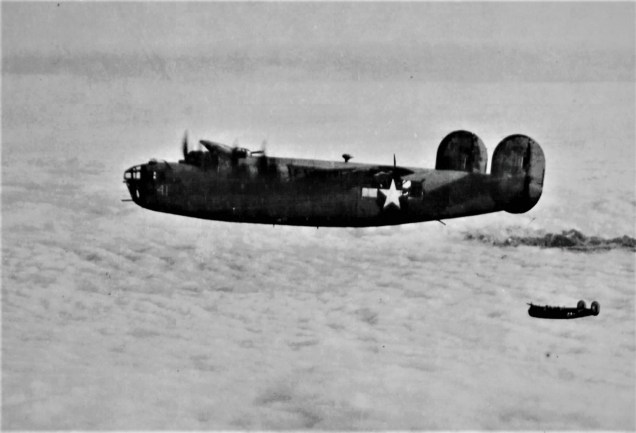 Fold3_Page_1_Black_and_White_and_Color_Photographs_of_US_Air_Force_and_Predecessor_Agencies_Activities_Facilities_and_Personnel_World_War_II