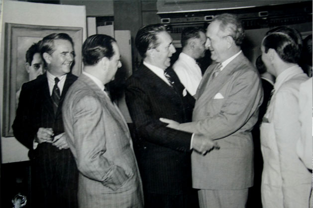 about-img-embaixador-recebe-01a