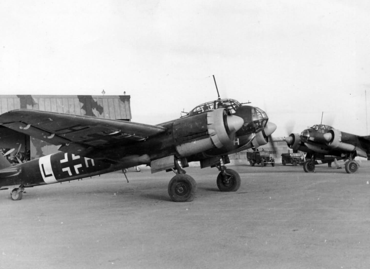 worldwarphotos.infoJunkers_Ju_88_of_LG_1