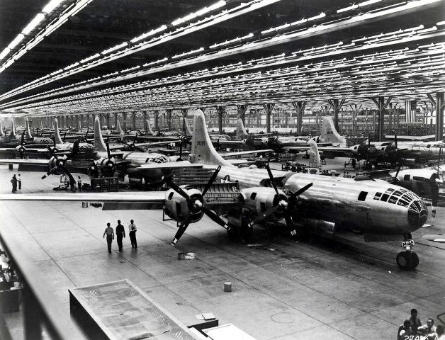 洋書 Boeing B-29 Superfortress Warbird Tech Warbird Tech Series – B-29 Superfortress – TOK de HISTÓRIA
